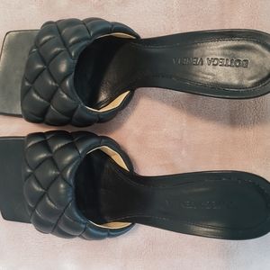 Black Bottega Veneta Quilted Mule Size 39